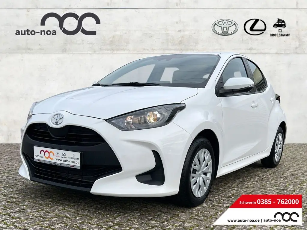 Photo 1 : Toyota Yaris 2022 Petrol