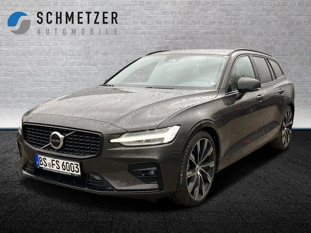 Photo 1 : Volvo V60 2023 Diesel