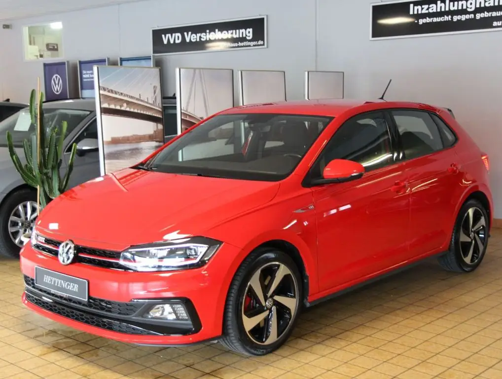 Photo 1 : Volkswagen Polo 2020 Petrol