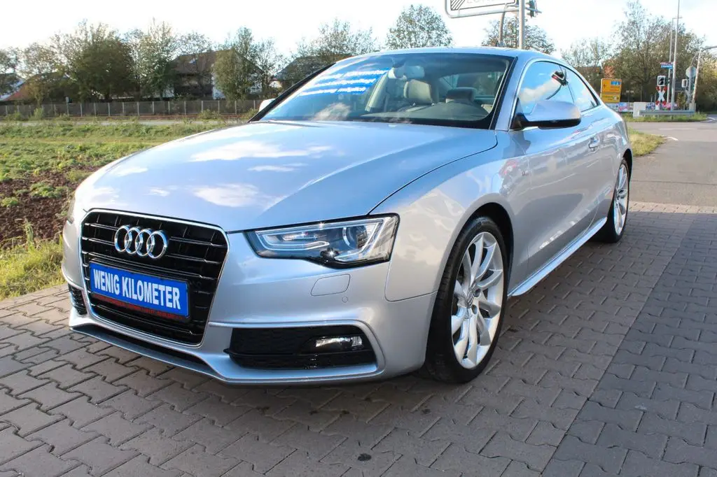 Photo 1 : Audi A5 2016 Petrol