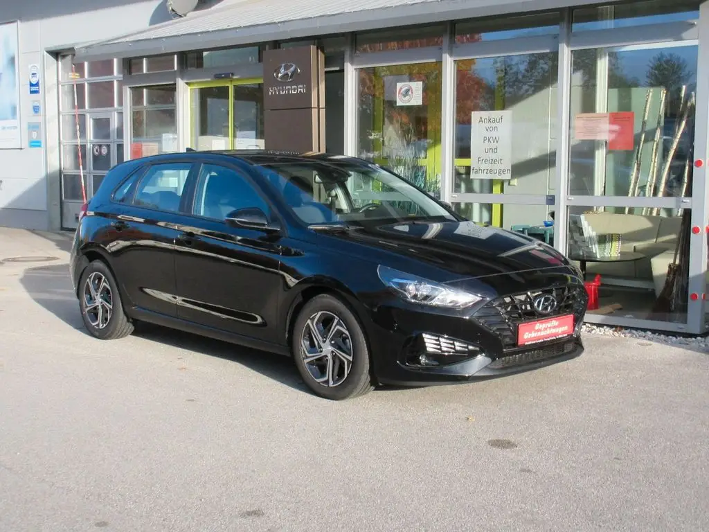 Photo 1 : Hyundai I30 2023 Petrol