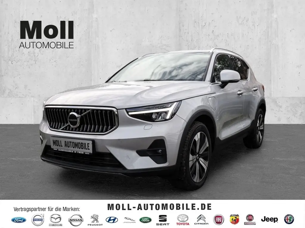 Photo 1 : Volvo Xc40 2023 Hybrid