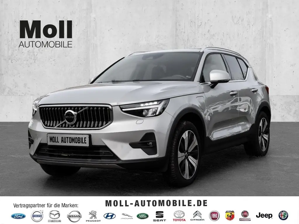 Photo 1 : Volvo Xc40 2023 Hybride