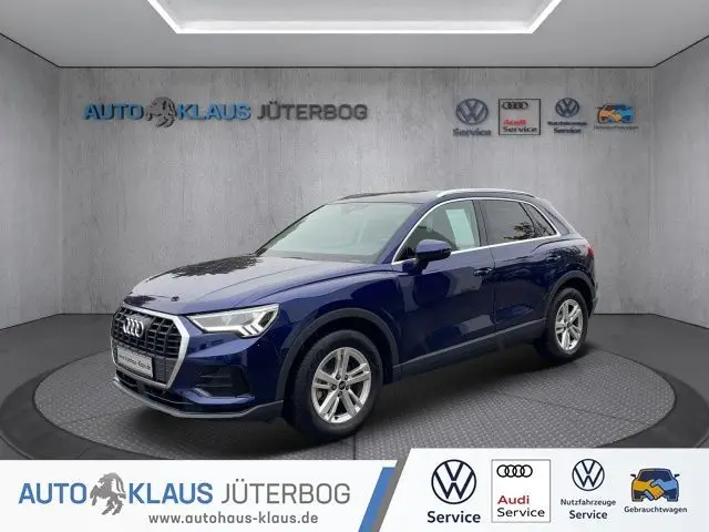 Photo 1 : Audi Q3 2023 Petrol