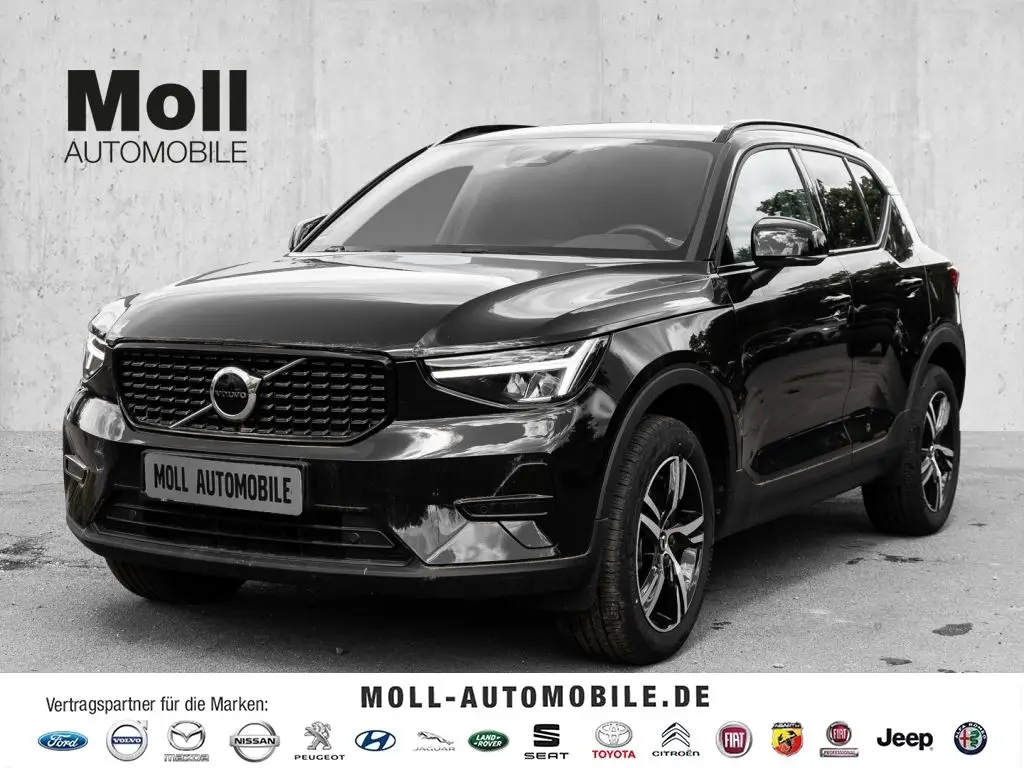 Photo 1 : Volvo Xc40 2023 Petrol