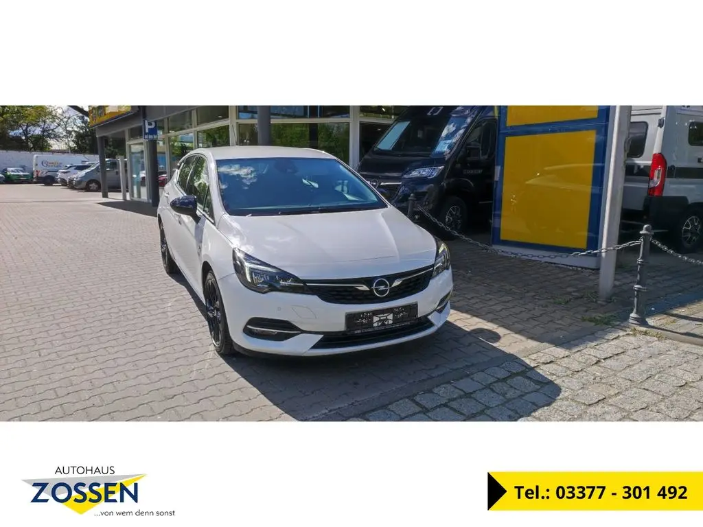 Photo 1 : Opel Astra 2020 Essence