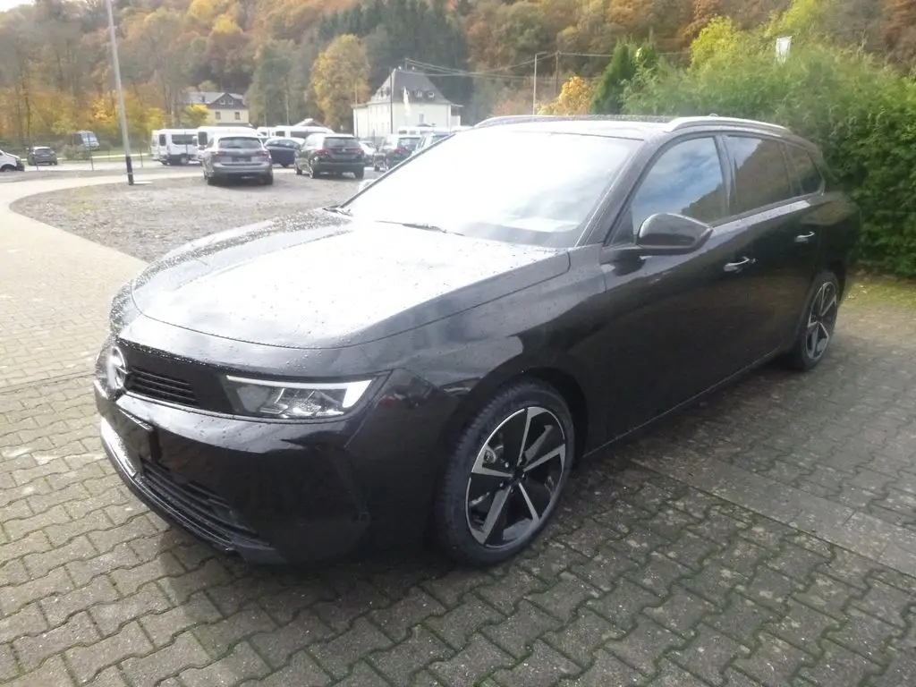 Photo 1 : Opel Astra 2024 Essence