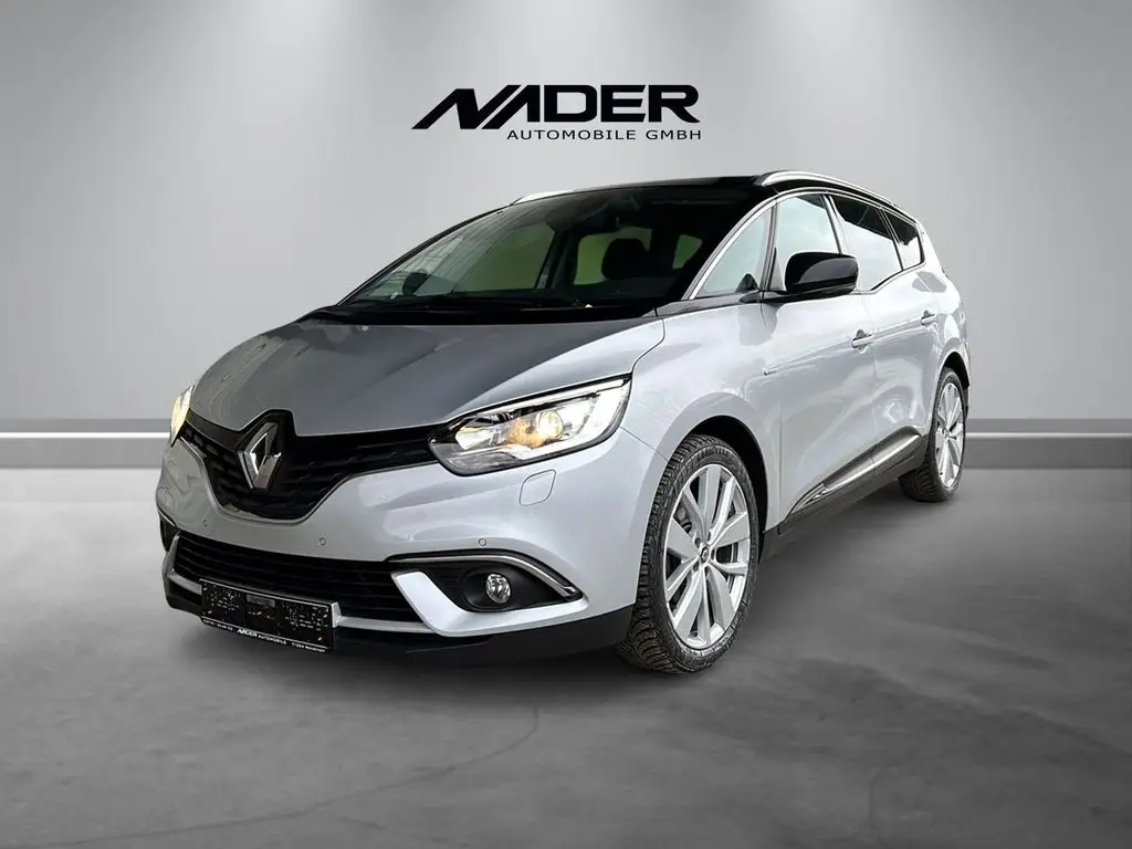 Photo 1 : Renault Grand Scenic 2020 Essence