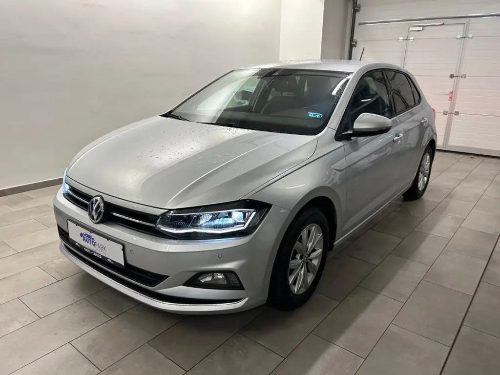 Photo 1 : Volkswagen Polo 2020 Essence