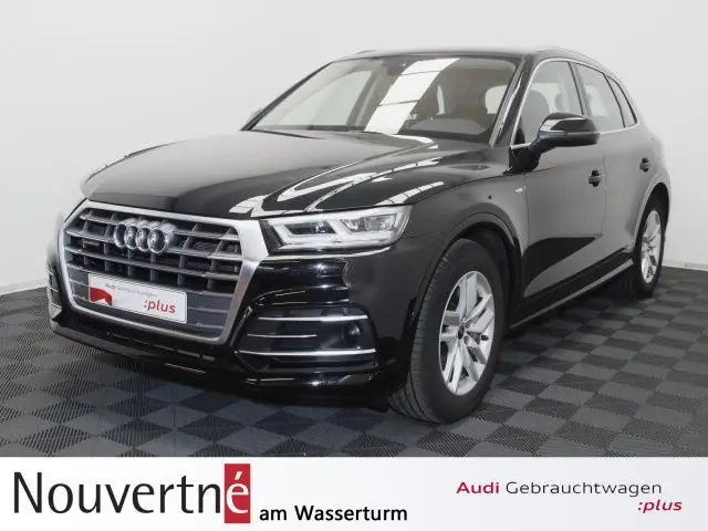 Photo 1 : Audi Q5 2020 Hybrid