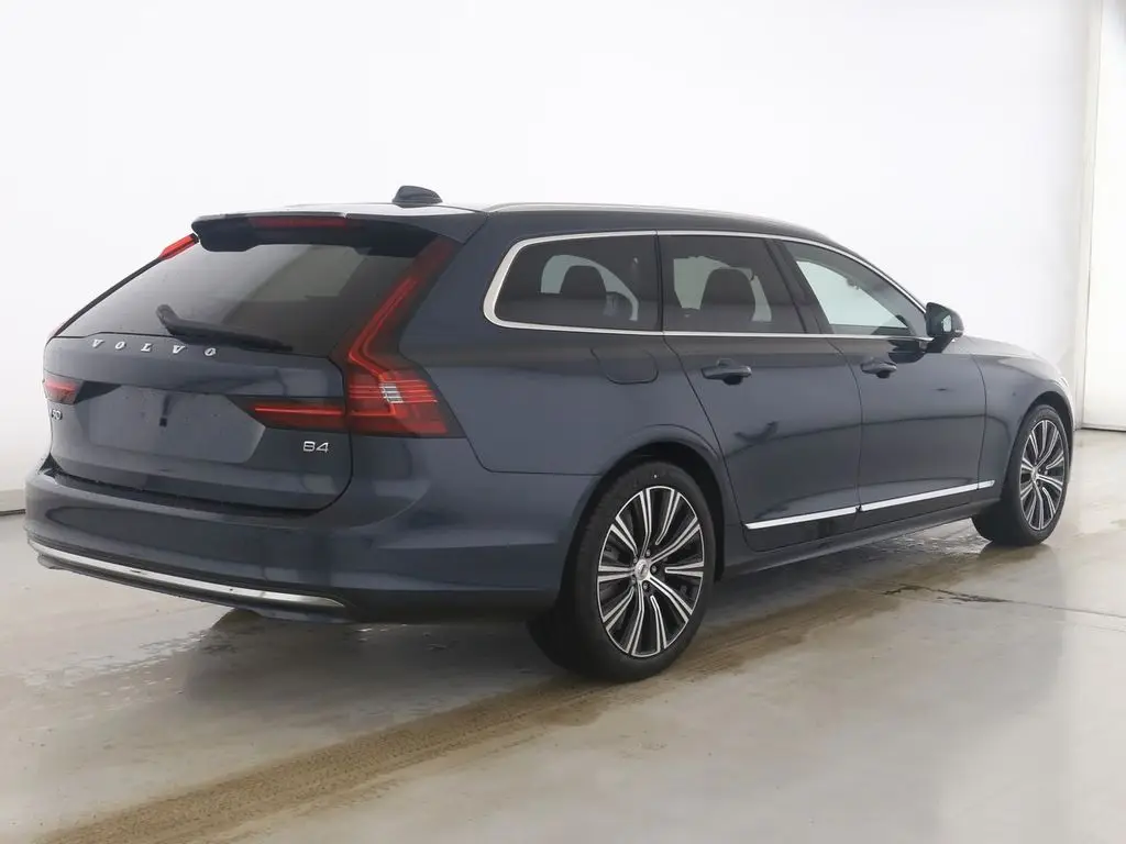 Photo 1 : Volvo V90 2023 Diesel