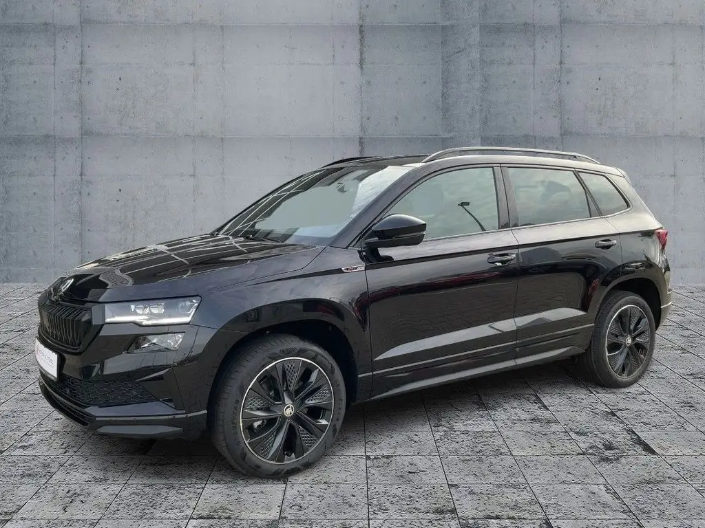 Photo 1 : Skoda Karoq 2023 Essence