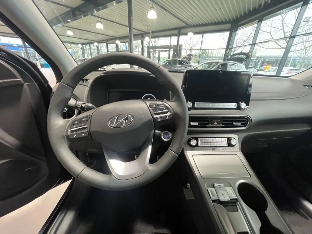 Photo 1 : Hyundai Kona 2024 Non renseigné