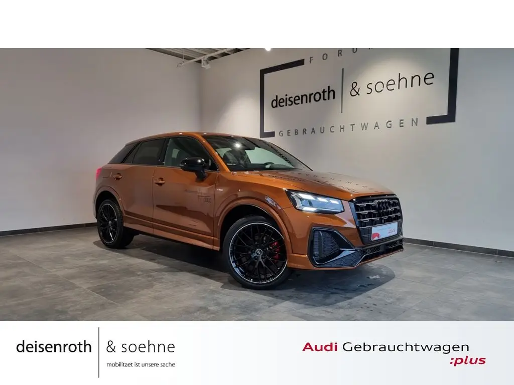 Photo 1 : Audi Q2 2023 Essence