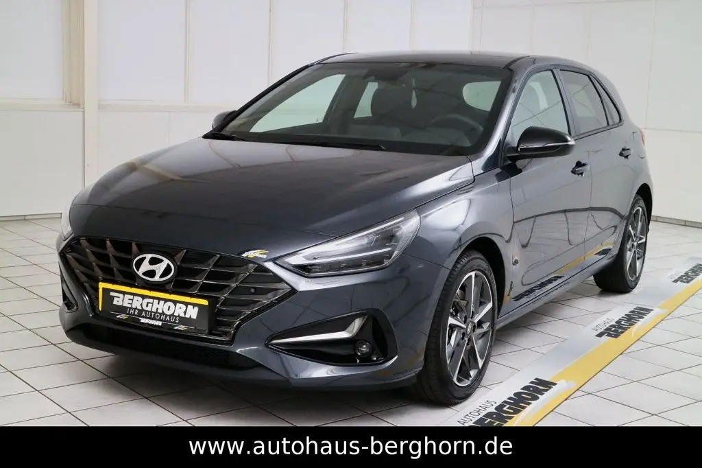 Photo 1 : Hyundai I30 2023 Petrol