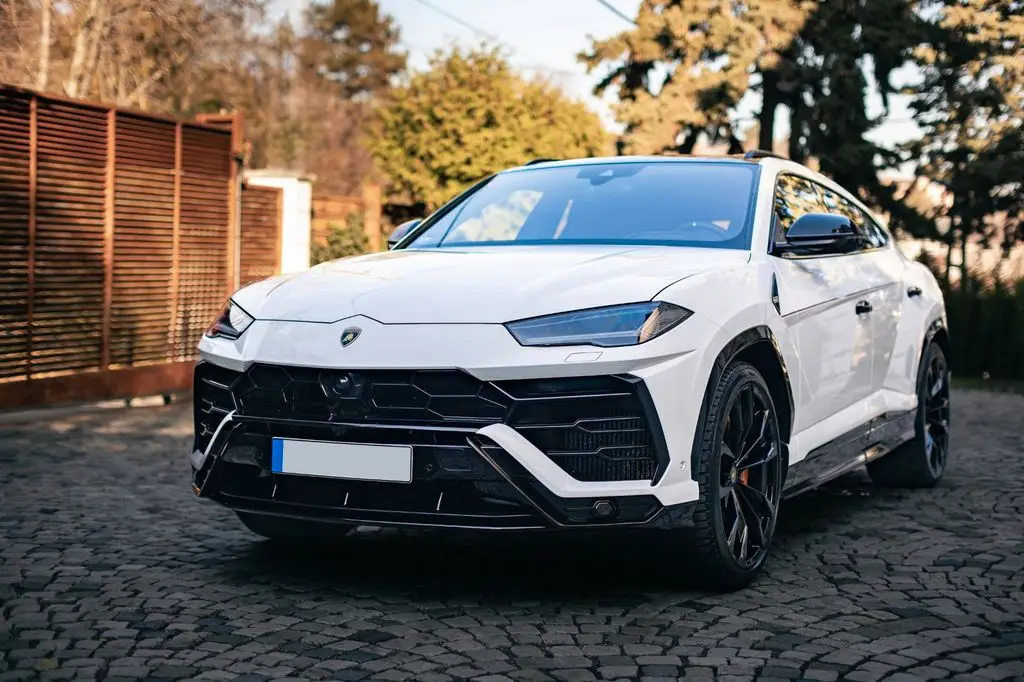 Photo 1 : Lamborghini Urus 2021 Essence