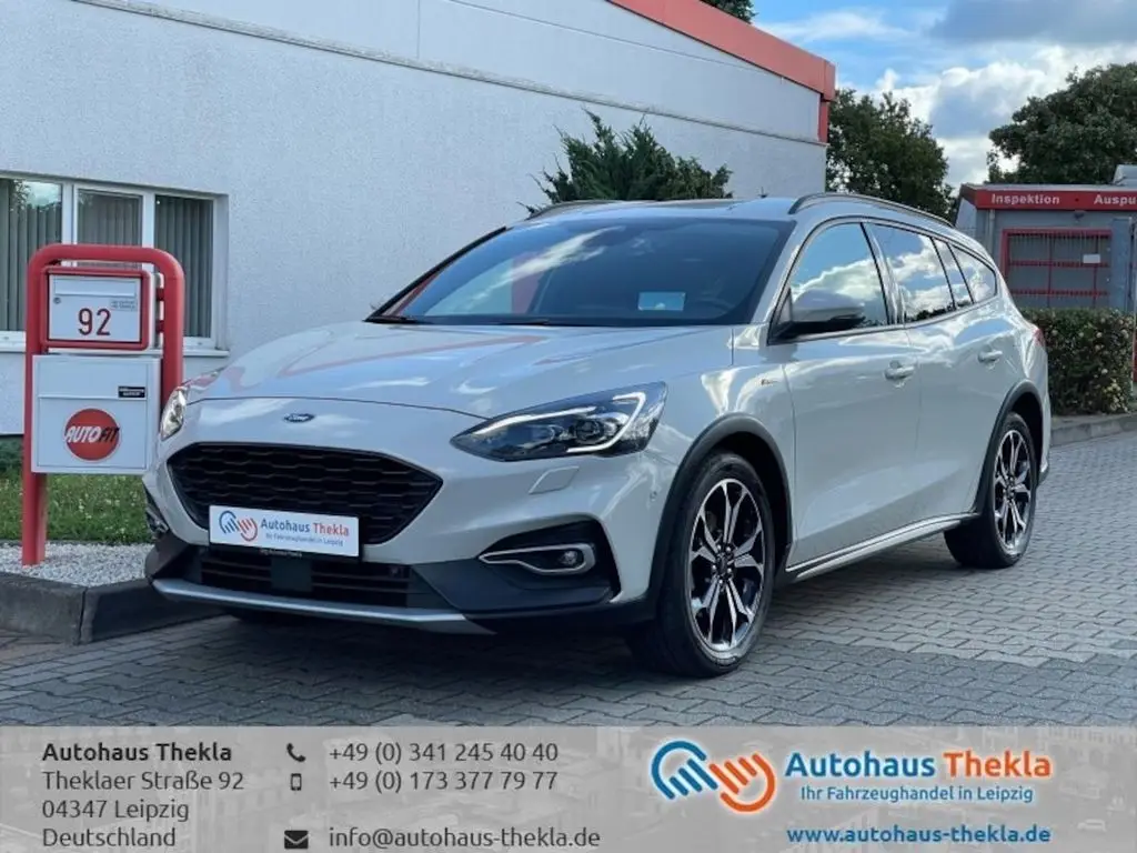 Photo 1 : Ford Focus 2019 Petrol