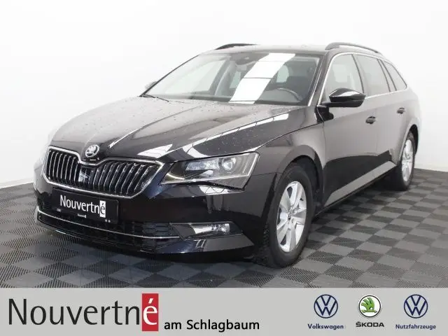 Photo 1 : Skoda Superb 2018 Petrol