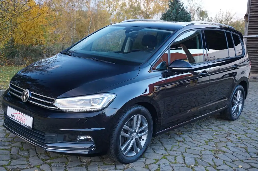 Photo 1 : Volkswagen Touran 2019 Petrol