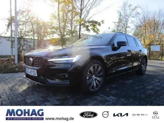 Photo 1 : Volvo V60 2022 Diesel