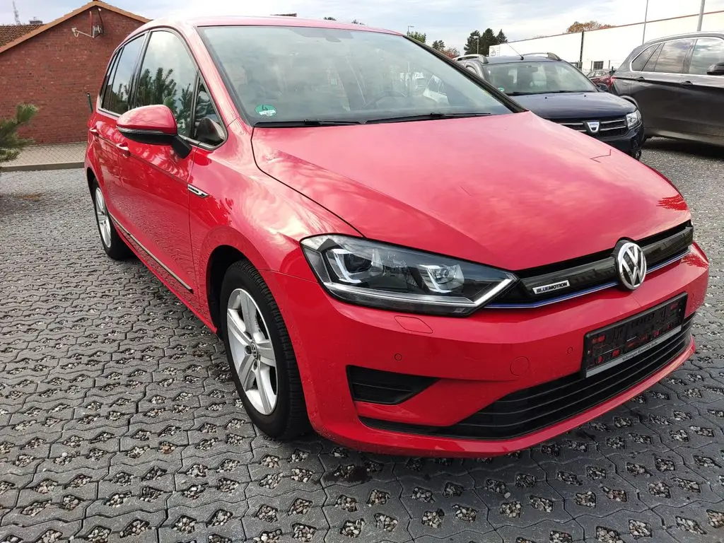 Photo 1 : Volkswagen Golf 2017 Petrol