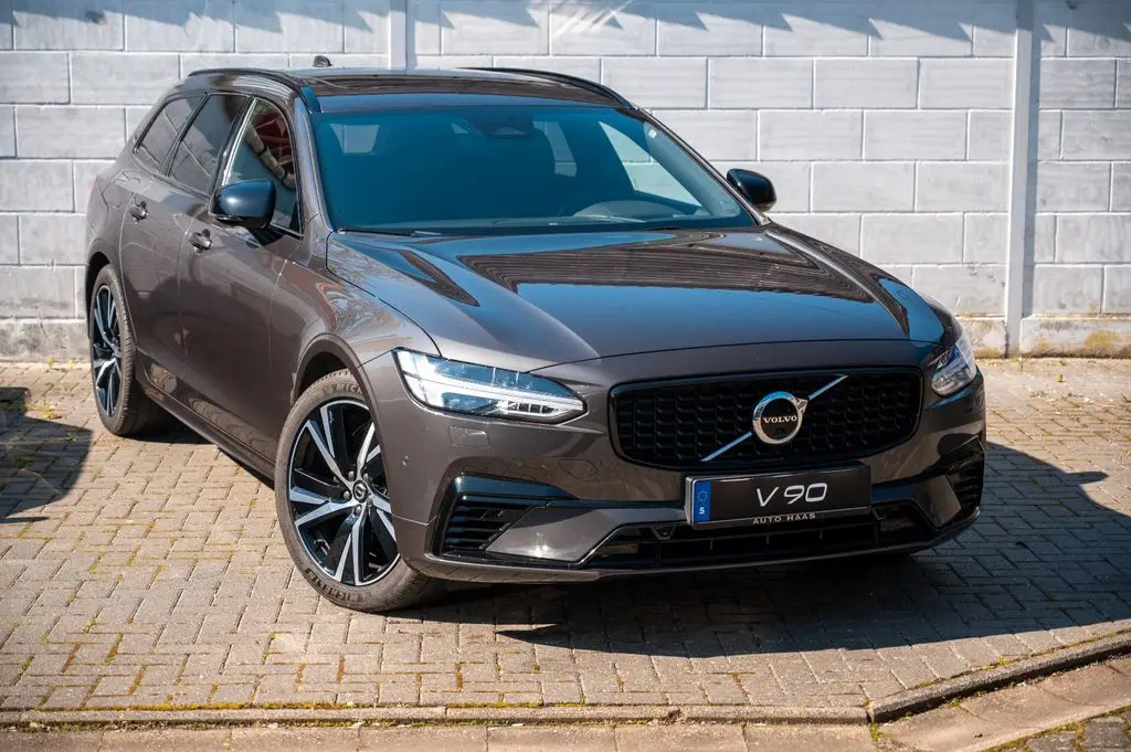 Photo 1 : Volvo V90 2021 Hybride