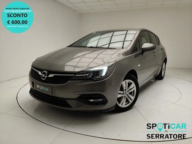 Photo 1 : Opel Astra 2020 Essence