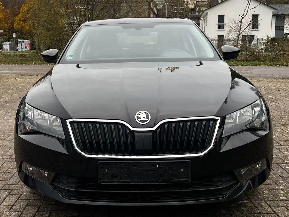 Photo 1 : Skoda Superb 2016 Diesel