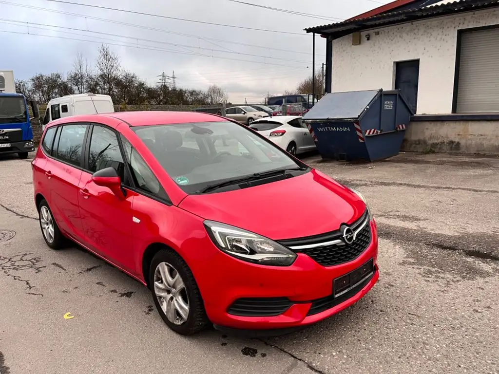 Photo 1 : Opel Zafira 2017 Essence