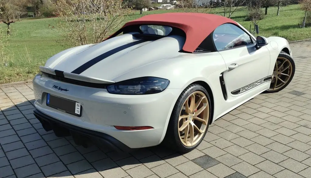 Photo 1 : Porsche Boxster 2022 Petrol