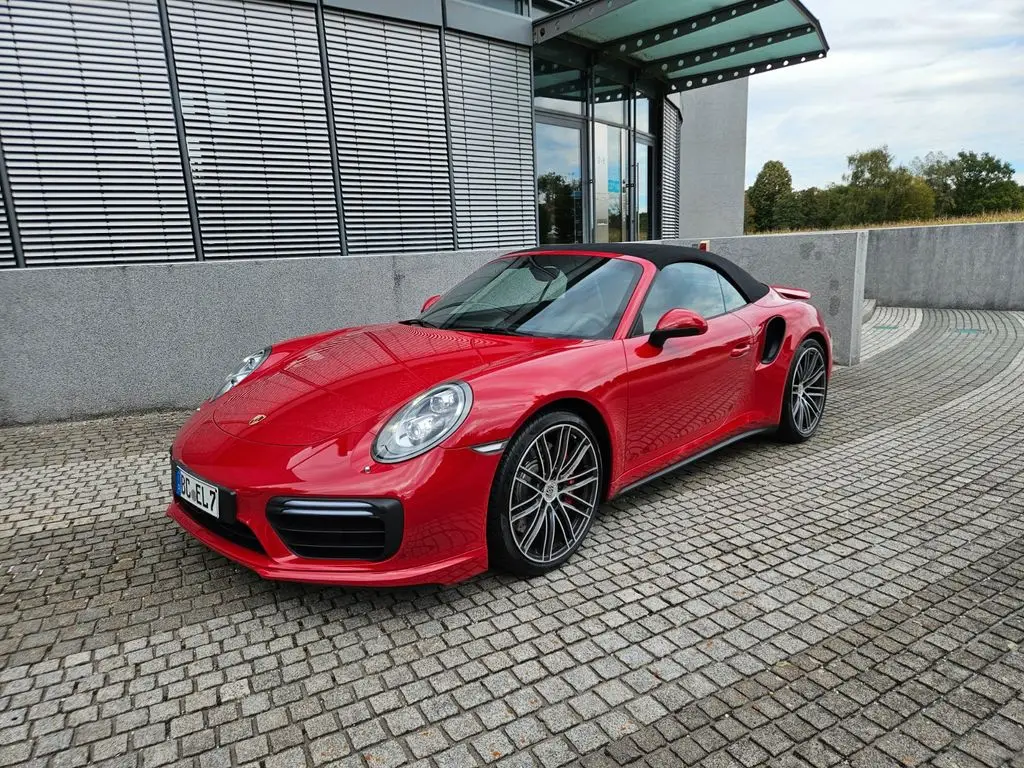 Photo 1 : Porsche 991 2016 Essence