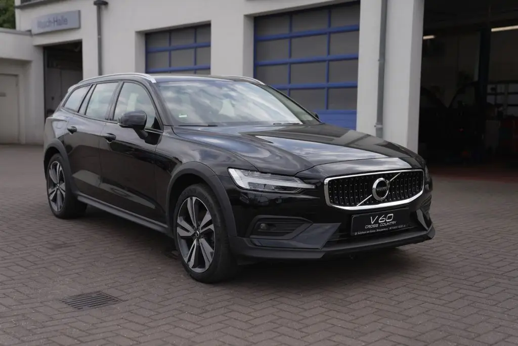 Photo 1 : Volvo V60 2021 Diesel