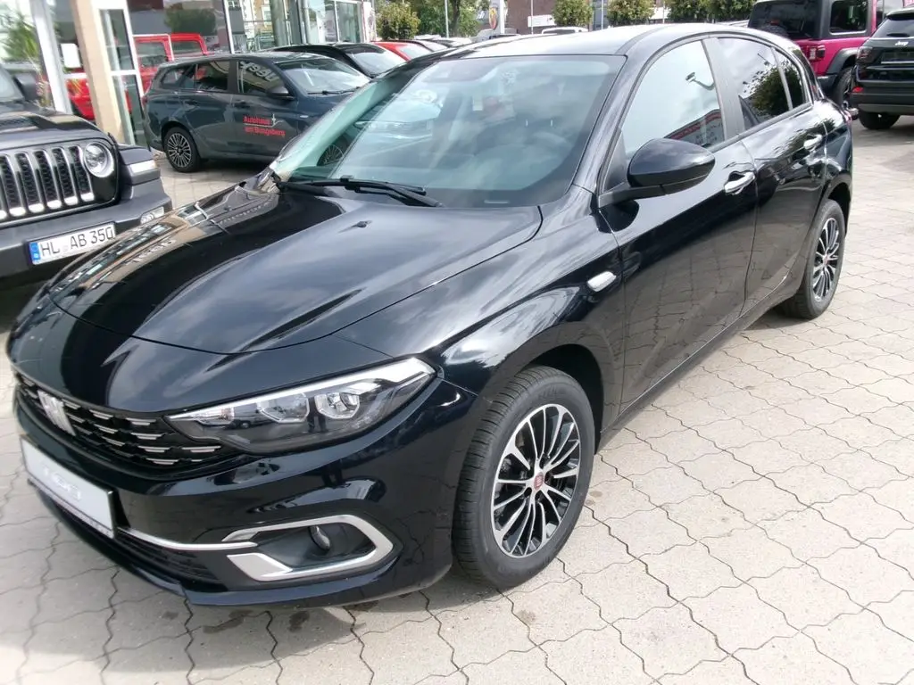 Photo 1 : Fiat Tipo 2024 Essence