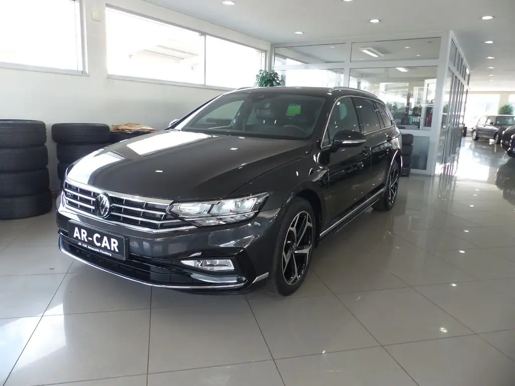 Photo 1 : Volkswagen Passat 2022 Diesel