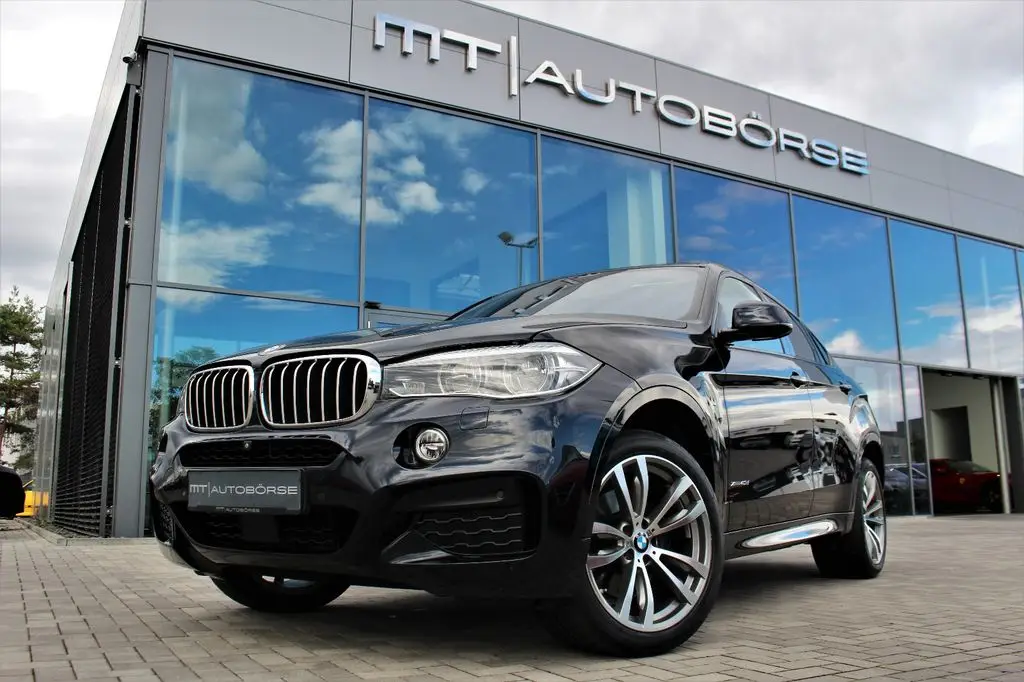 Bmw X6 xDrive 40d M-Sportpaket|Glasdach|Led|360°|20