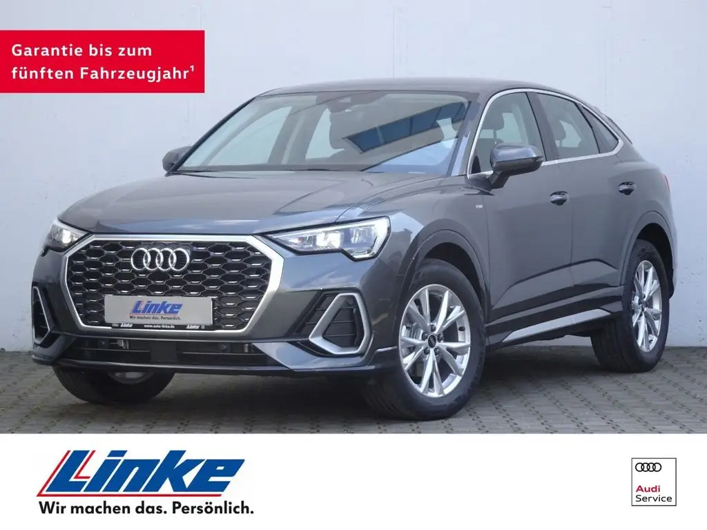 Photo 1 : Audi Q3 2023 Diesel