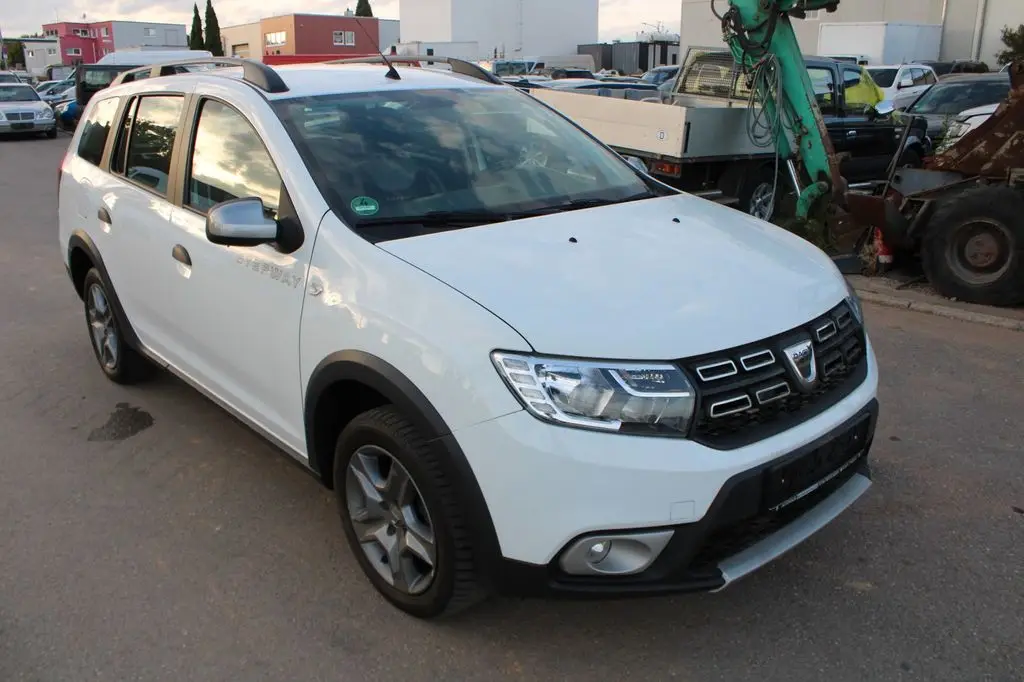 Photo 1 : Dacia Logan 2019 Petrol