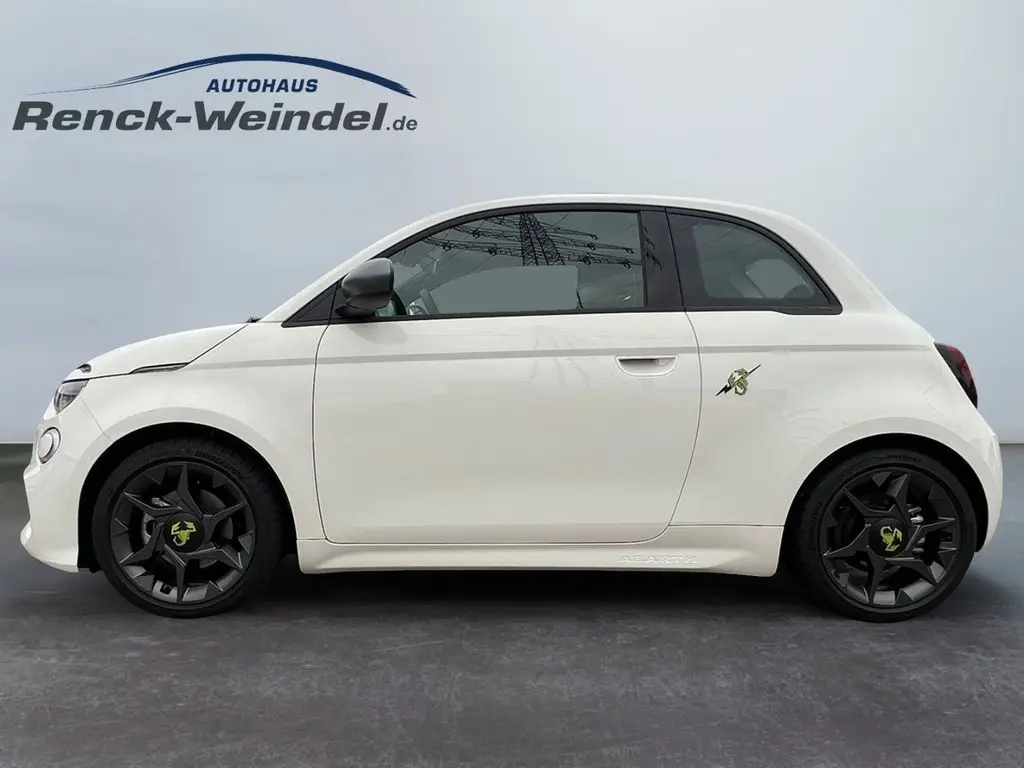 Photo 1 : Abarth 500 2023 Non renseigné