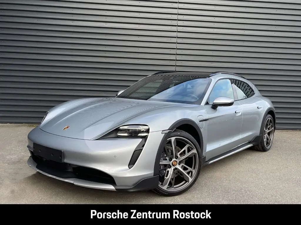 Photo 1 : Porsche Taycan 2024 Non renseigné