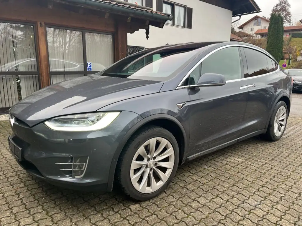 Photo 1 : Tesla Model X 2019 Non renseigné