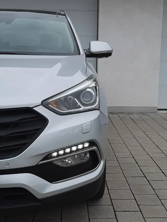 Photo 1 : Hyundai Santa Fe 2017 Diesel