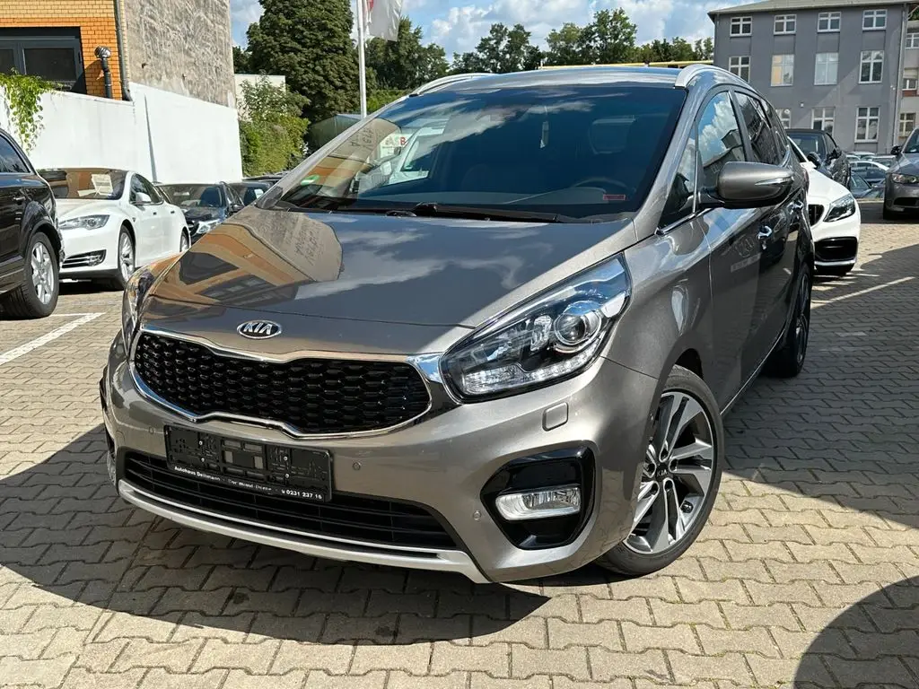 Photo 1 : Kia Carens 2018 Essence