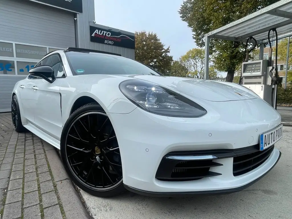 Photo 1 : Porsche Panamera 2017 Petrol