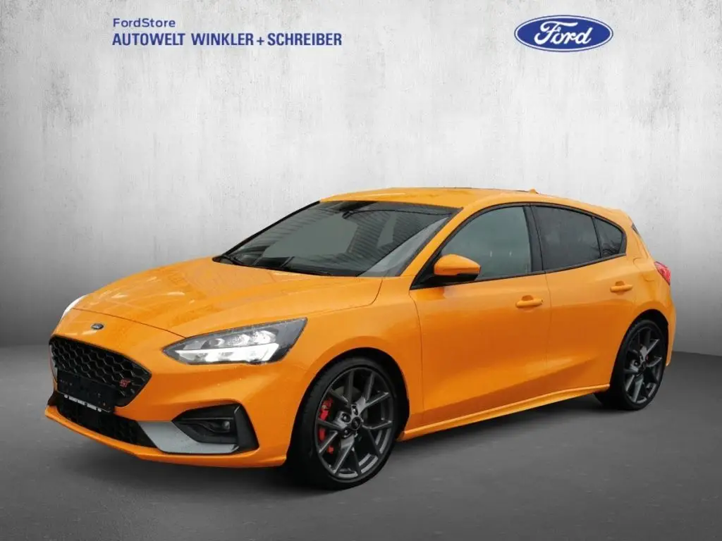 Photo 1 : Ford Focus 2020 Petrol