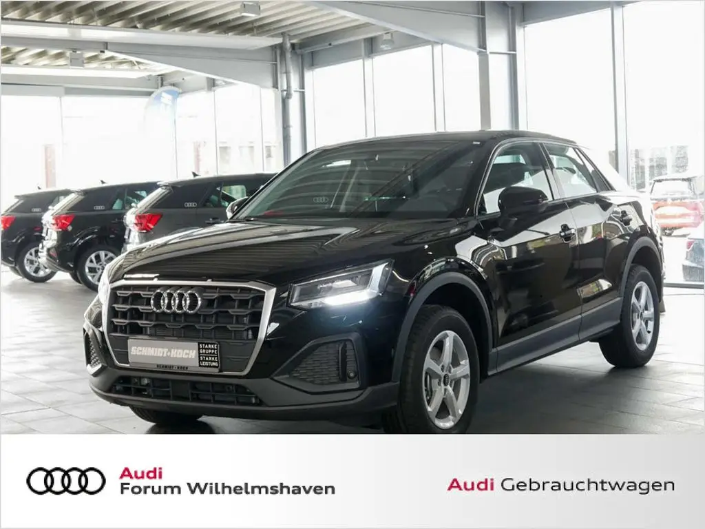 Photo 1 : Audi Q2 2023 Essence