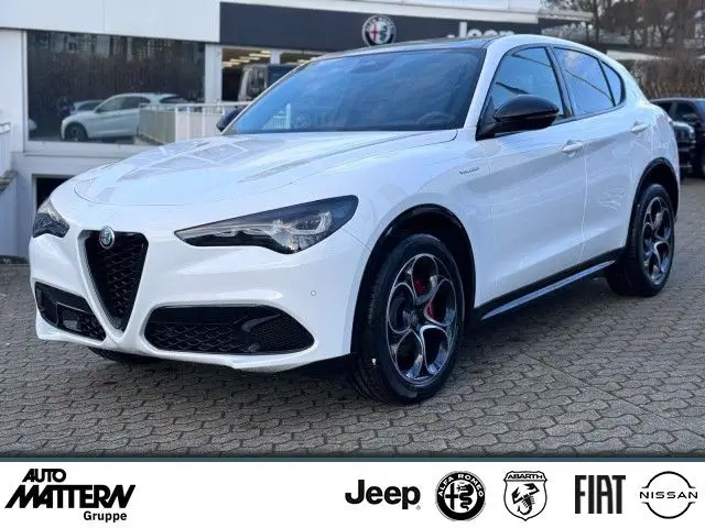 Photo 1 : Alfa Romeo Stelvio 2024 Petrol