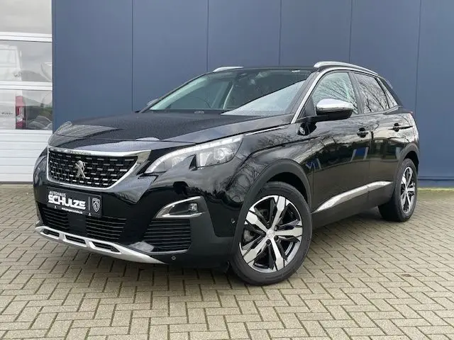 Photo 1 : Peugeot 3008 2019 Essence