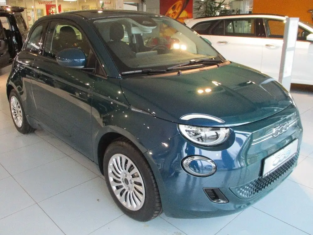 Photo 1 : Fiat 500 2024 Non renseigné