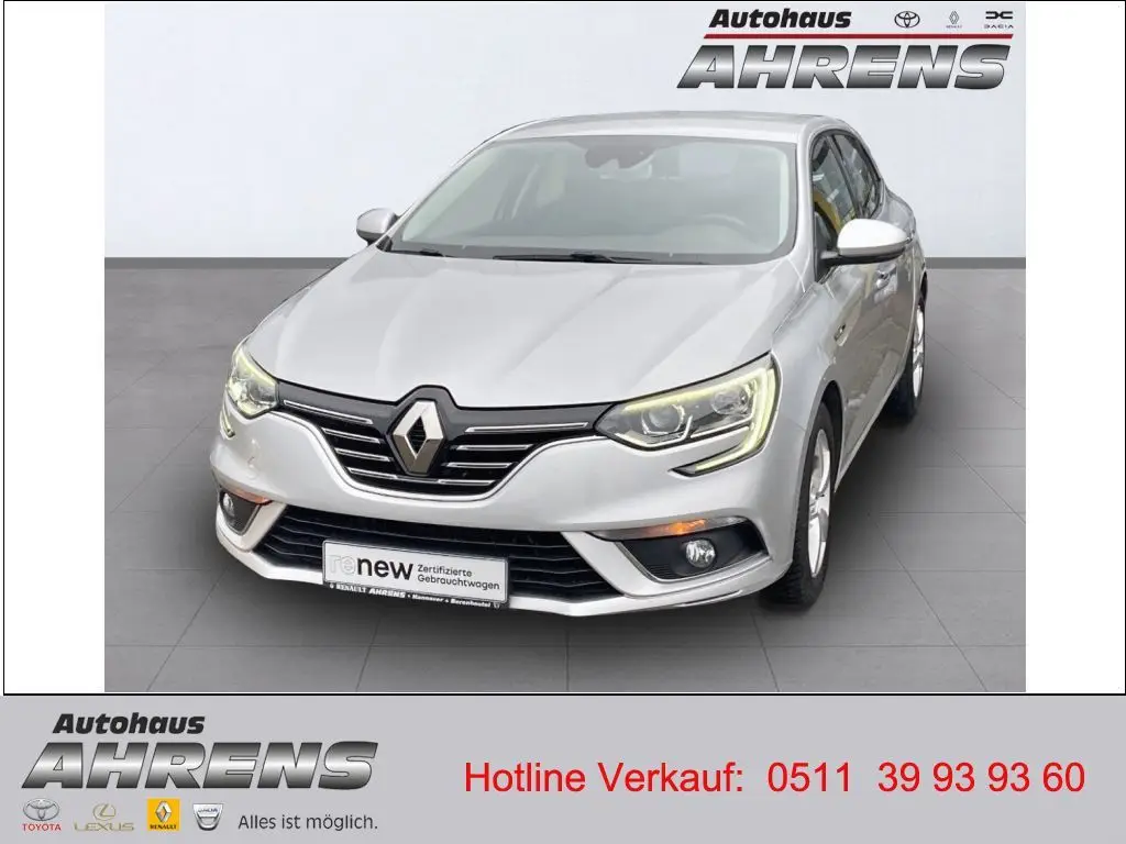 Photo 1 : Renault Megane 2016 Petrol