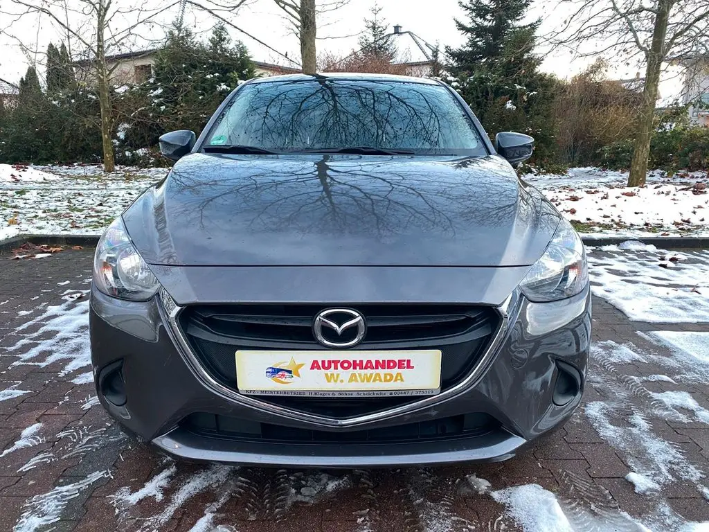 Photo 1 : Mazda 2 2018 Petrol
